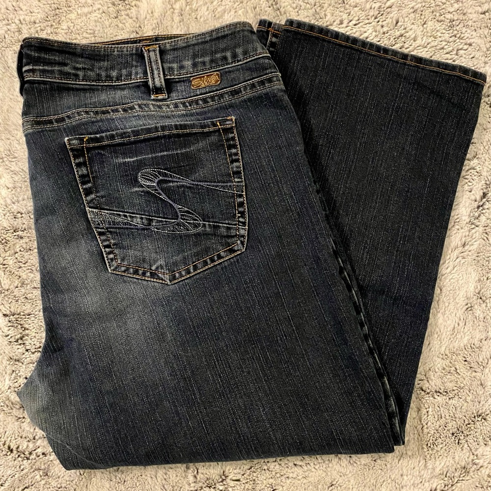 Silver Jeans, Suki Capri straight leg style, size 20